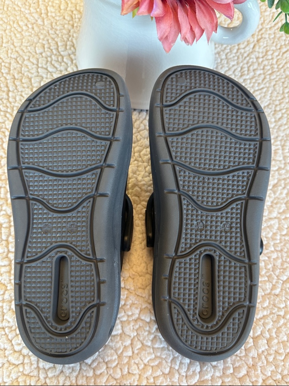 CROCS LiteRide Black Clogs Sz 8 - Picture 6 of 13